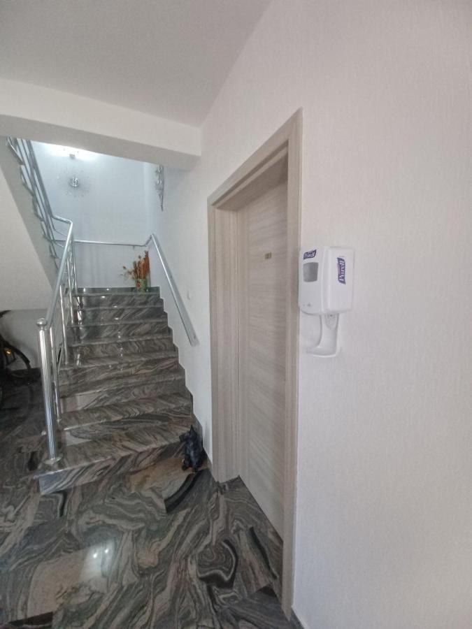 Villa Elina Ulcinj Montenegro 도니 스토이 외부 사진